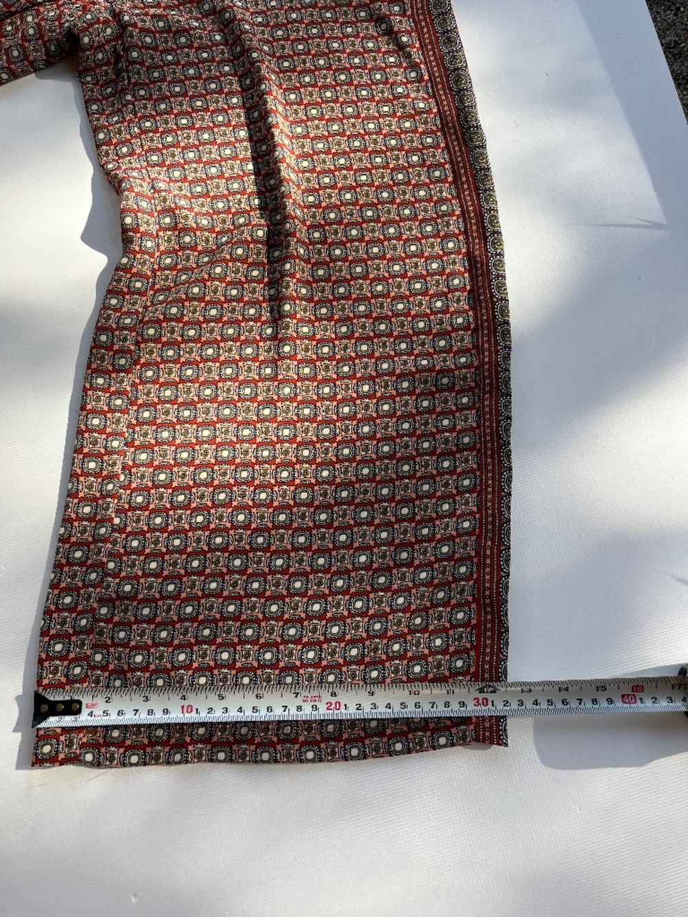 Max Studio red geometric print wide-leg cropped pants size Medium - Picture 7 of 7